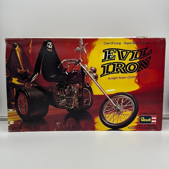Evil Iron Knight Rider Chopper Trike Vintage 1/8 Scale Revell Model Motorcycle - Picture 1 of 7